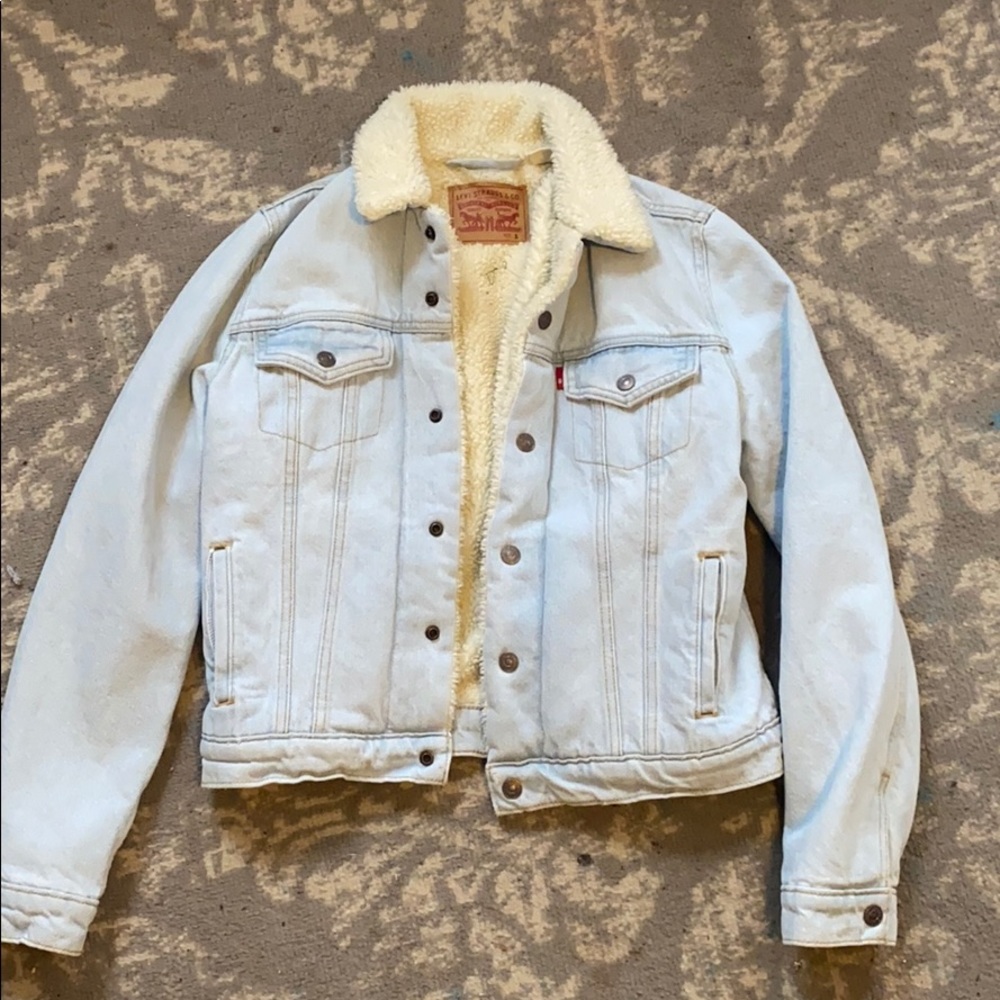 Light blue size small Levi’s jacket